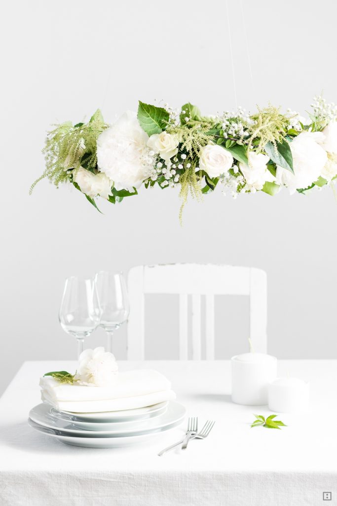 Sommer DIY - Blumenkranz als Tischdekoration für Hochzeiten und Geburtstage selber machen