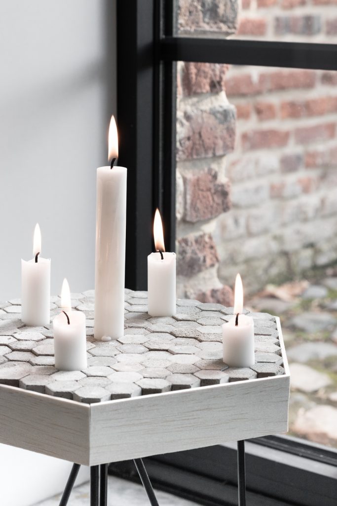 Adventkranz mit Beton als Beistellhocker - DIY Anleitung für einen modernen  Kerzenhalter - Beistelltisch Weihnachtsdeko skandinavisch minimalistisch 
