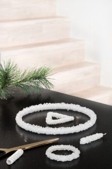 Kristalle züchten - Weihnachtsschmuck selber machen - minimalistisch